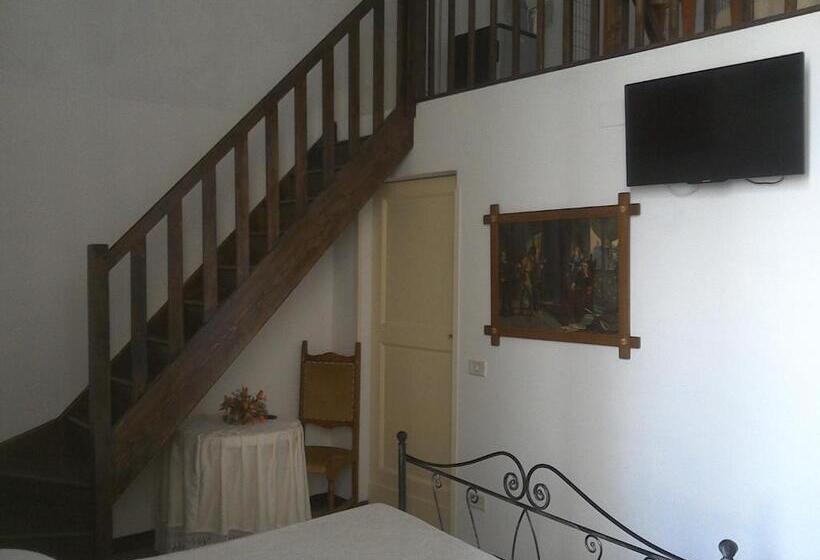 Quarto Deluxe, B&b Palazzo Antonelli