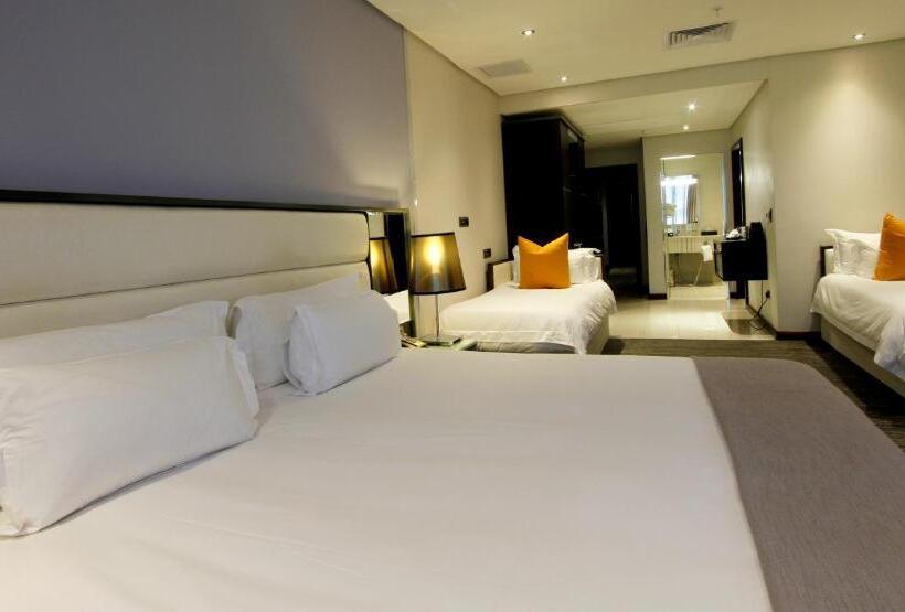 Семейный Номер, Coastlands Umhlanga Hotel And Convention Centre