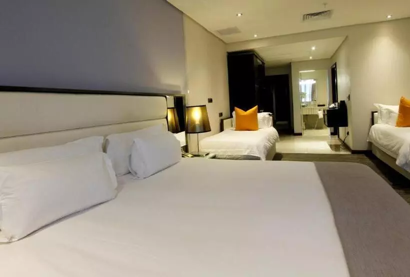 اتاق خانوادگی, Coastlands Umhlanga Hotel And Convention Centre