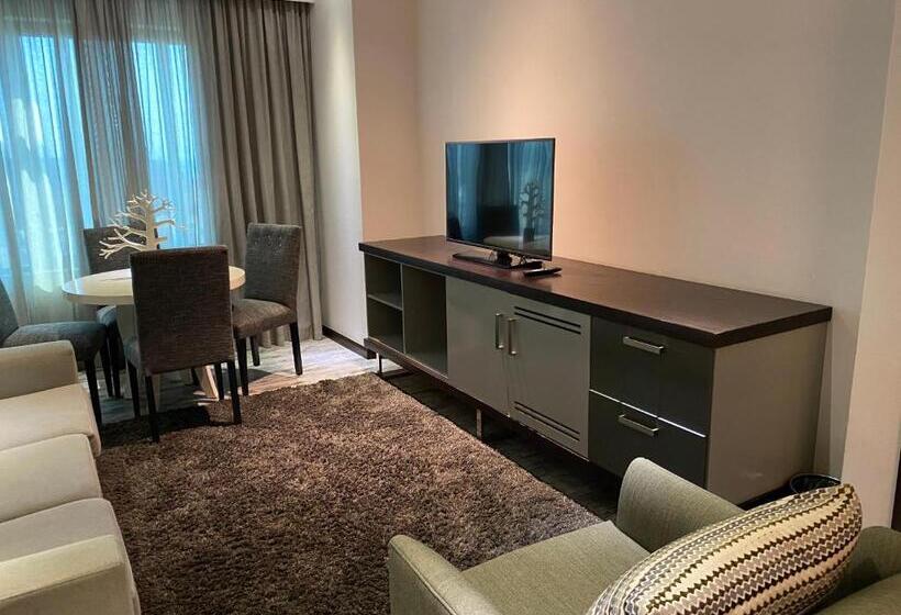 Президентский Люкс, Coastlands Umhlanga Hotel And Convention Centre
