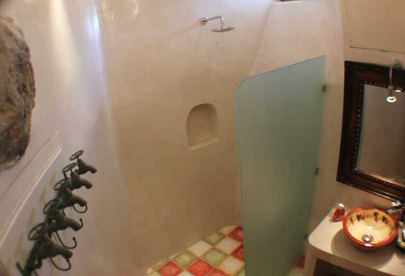 סטודיו דלוקס, Afroessa Hotel By Pearl Hotel Collection