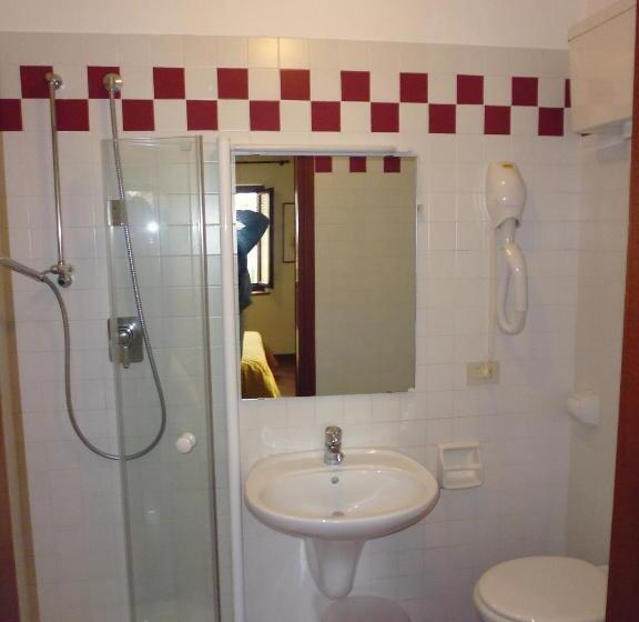 Трехместный Номер Базовый, Alla Città Di Trieste