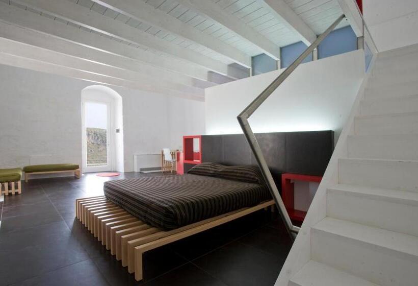 חדר קומפורט, Basiliani