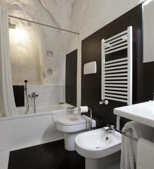 חדר דלוקס, Basiliani