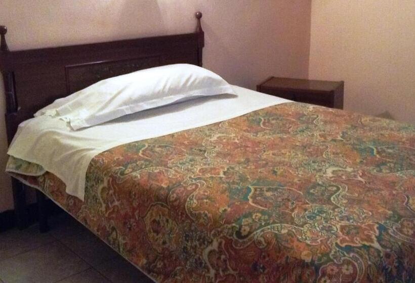 غرفة قياسية فردية حمام مشترك, Bernheof