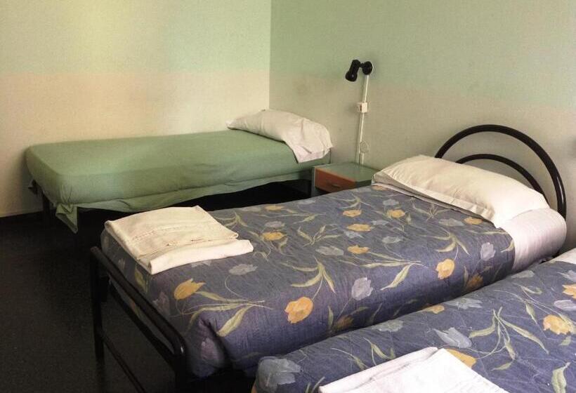 غرفة قياسية ثلاثية, Bernheof