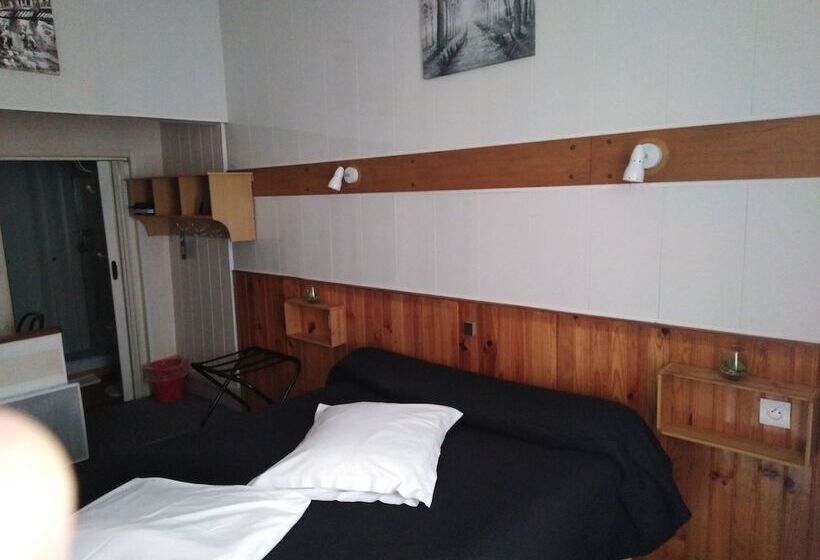 标准间, Chalet Saint Louis