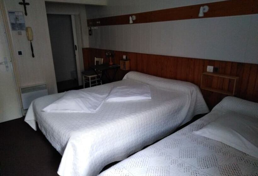 标准三人间, Chalet Saint Louis