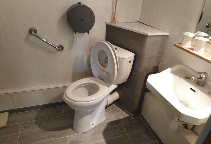 四人标准间, Chalet Saint Louis