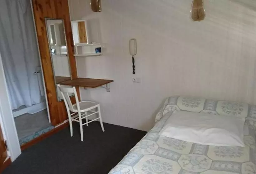 اتاق استاندارد یک نفره, Chalet Saint Louis