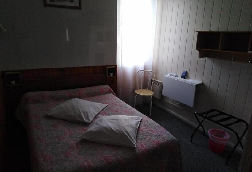 标准单人间, Chalet Saint Louis