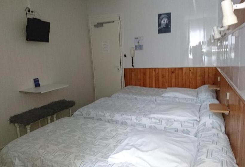 标准三人间, Chalet Saint Louis