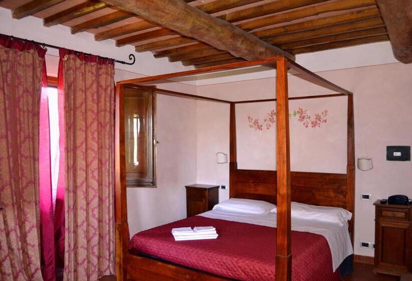 جناح جونيور, Relais Ciavatta Country