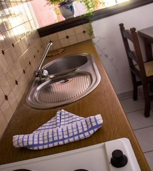 Апартаменты 1 Спальня, Hesperia