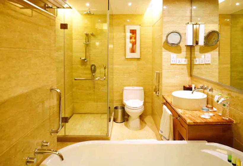 Номер Deluxe, Howard Johnson Sunshine Plaza Ningbo