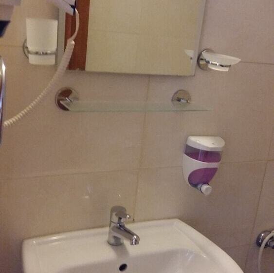 スタンダードルーム, Kaliptus