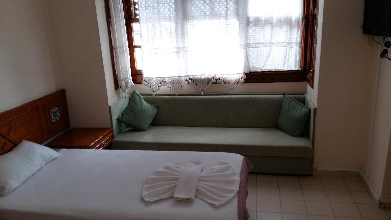 スタンダードトリプルルーム, Kaliptus