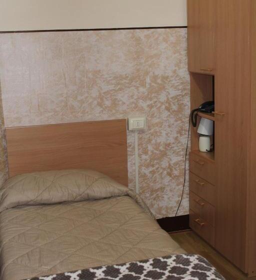 חדר סטנדרט יחיד, Milano