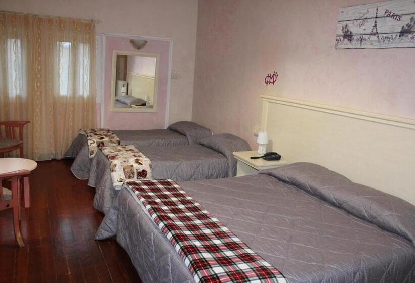 חדר סטנדרט לארבעה, Milano