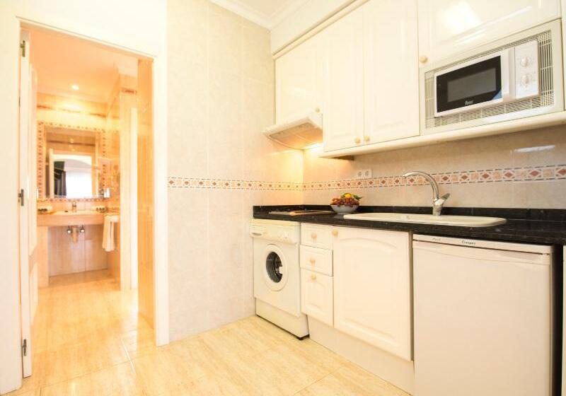 إستوديو قياسى, Ona Village Cala D'or