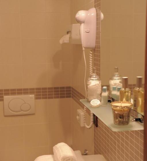 חדר סטנדרט, Plazza