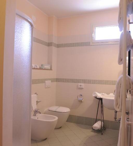 דירת חדר, Plazza