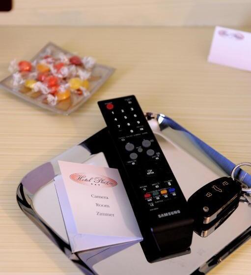 חדר סטנדרט, Plazza