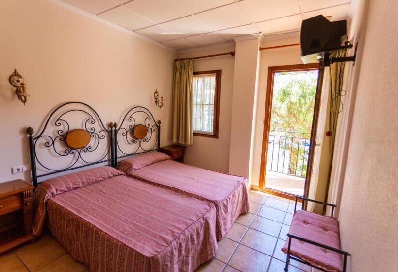 חדר סטנדרט יחיד, Rural Serrella