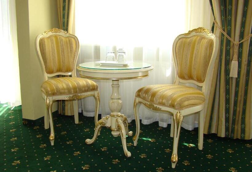 Люкс Премиум, Saint Petersburg