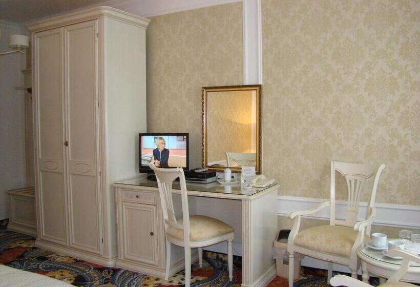 Номер Deluxe, Saint Petersburg