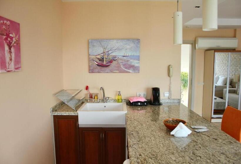 סוויטת ג'וניור נוף לים, Saylam Suites