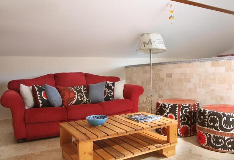 Пентхаус Люкс, Saylam Suites