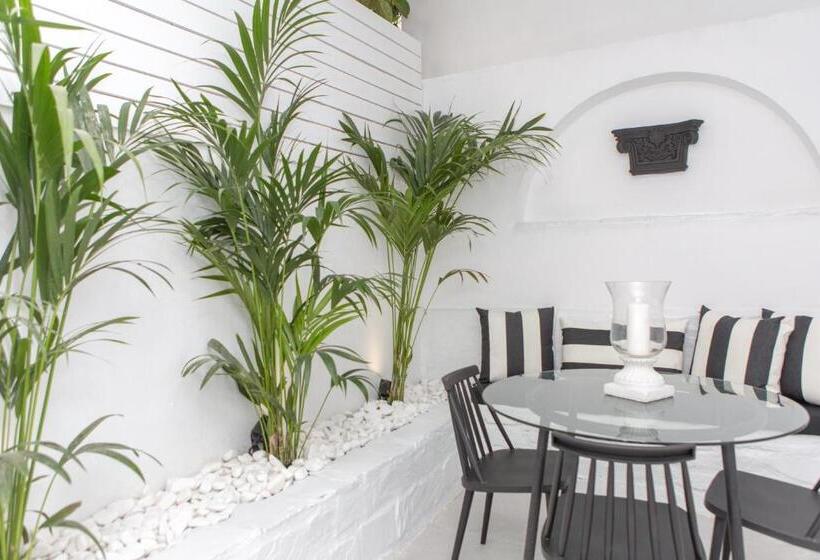 Апартаменты 2 Спальни, Studios Panos