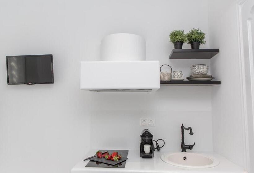 Апартаменты Deluxe 1 Спальня, Studios Panos