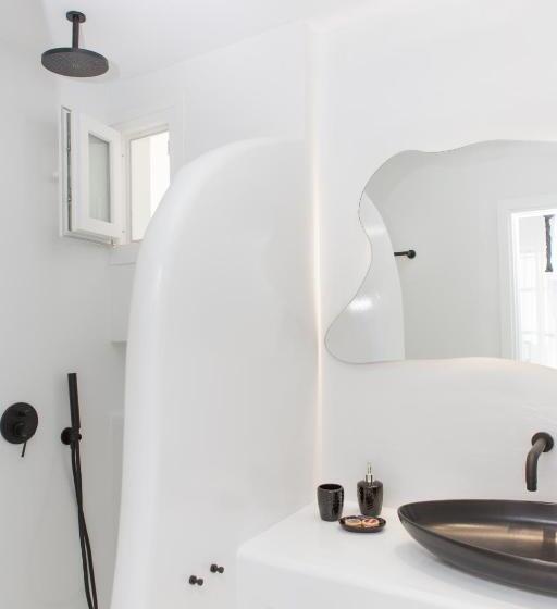 Полулюкс с Балконом, Studios Panos