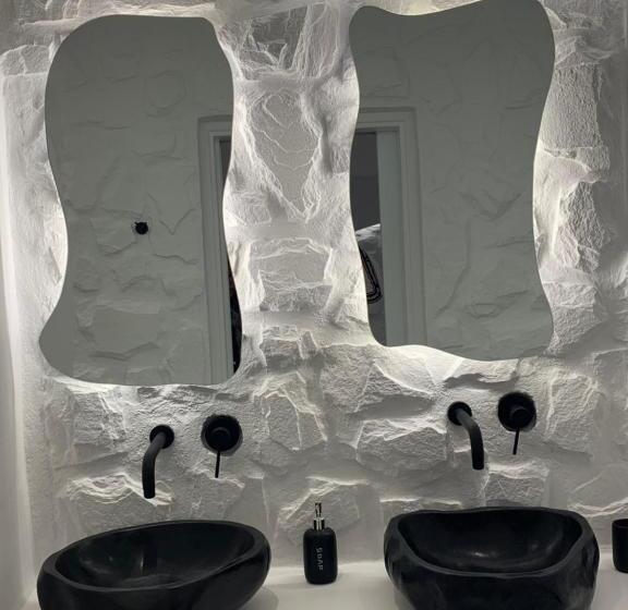 Апартаменты Deluxe 2 Спальни, Studios Panos