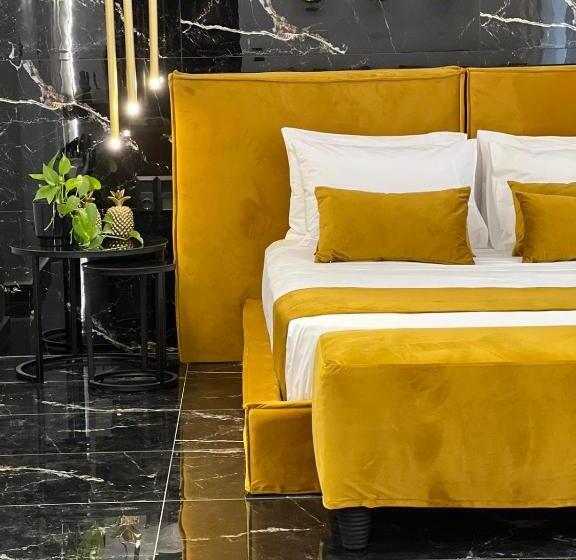 Президентский Люкс, Studios Panos