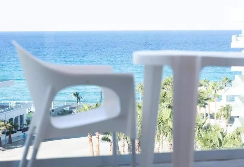 1 Bedroom Family Apartment