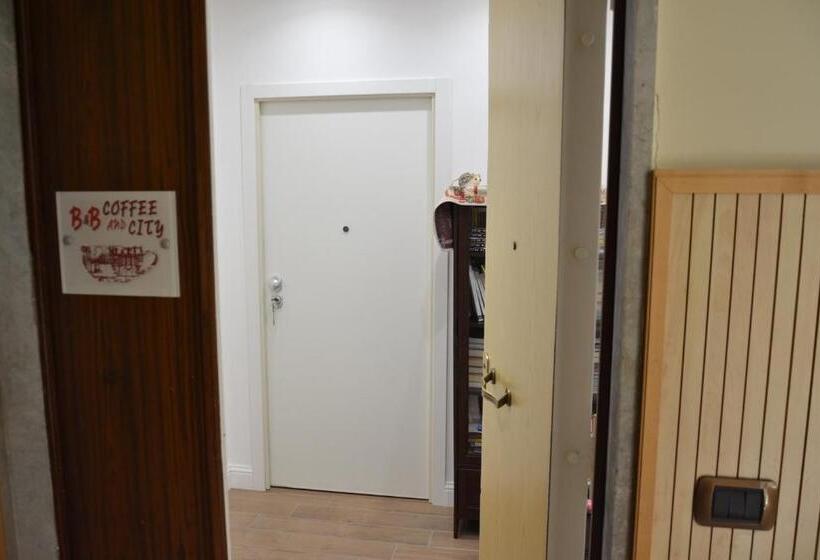 スタンダードトリプルルーム, B&b Coffee And City Pompei