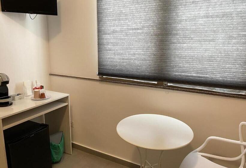 اتاق استاندارد یک نفره, B&b Il Tramonto