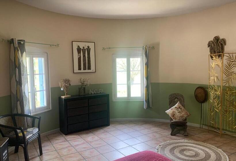 标准间, Bastide Du Bonheur Saint Donat