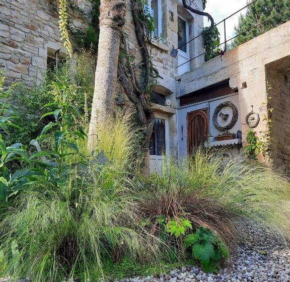 침실 4개 주택, La Malposte