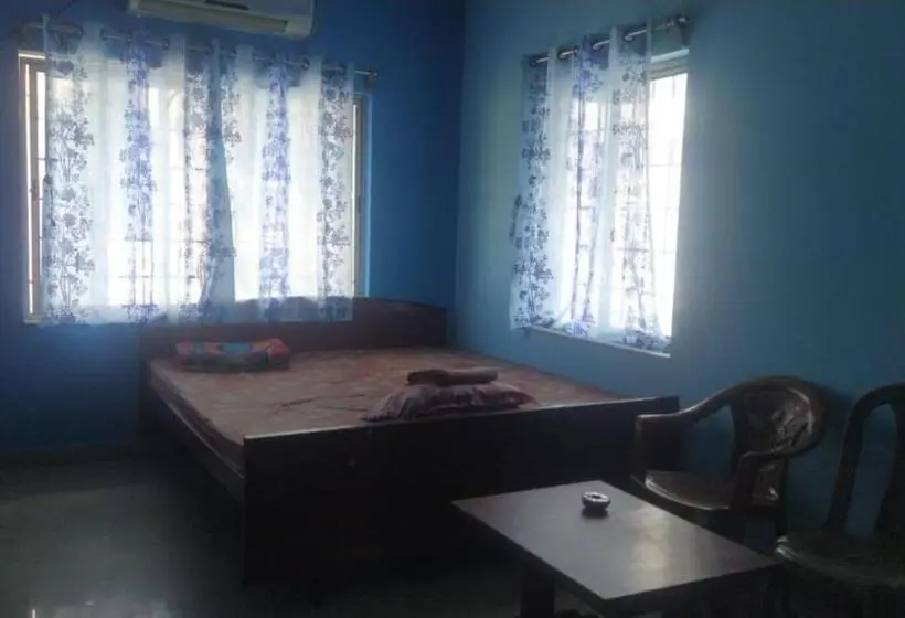 Standard-huone King-vuode, Goroomgo Star Inn Digha