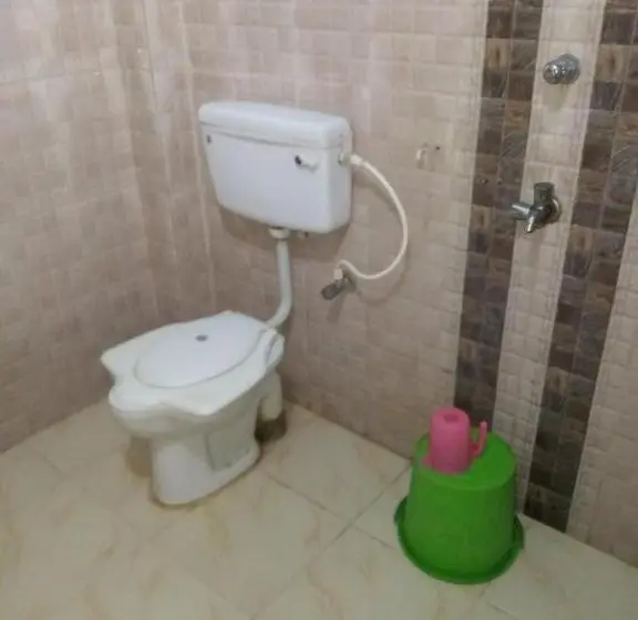 Standard Neljän Hengen Huone, Goroomgo Star Inn Digha