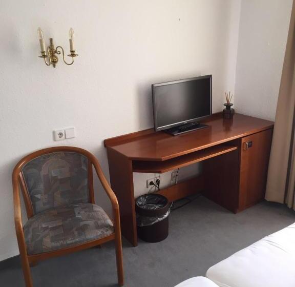 レイクビュースタンダードルーム, Strandcafé Dischinger