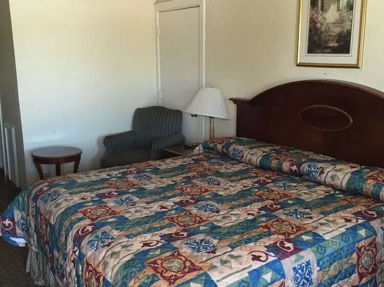 ２ダブルベッドのスタンダードルーム, Park Hill Inn And Suites