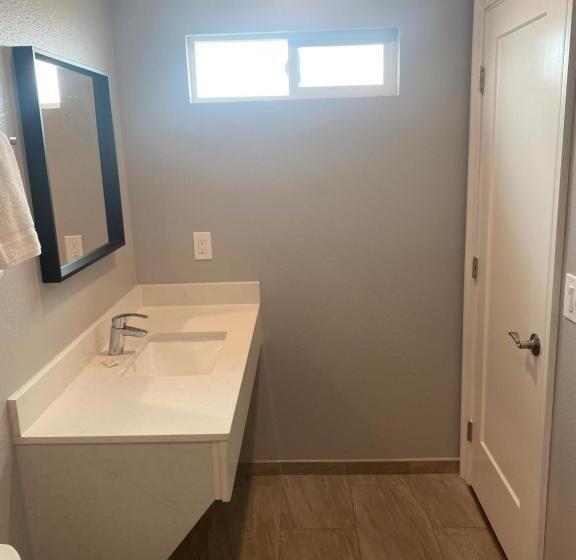 غرفة ديلوكس سرير كينج, Sun Valley Inn