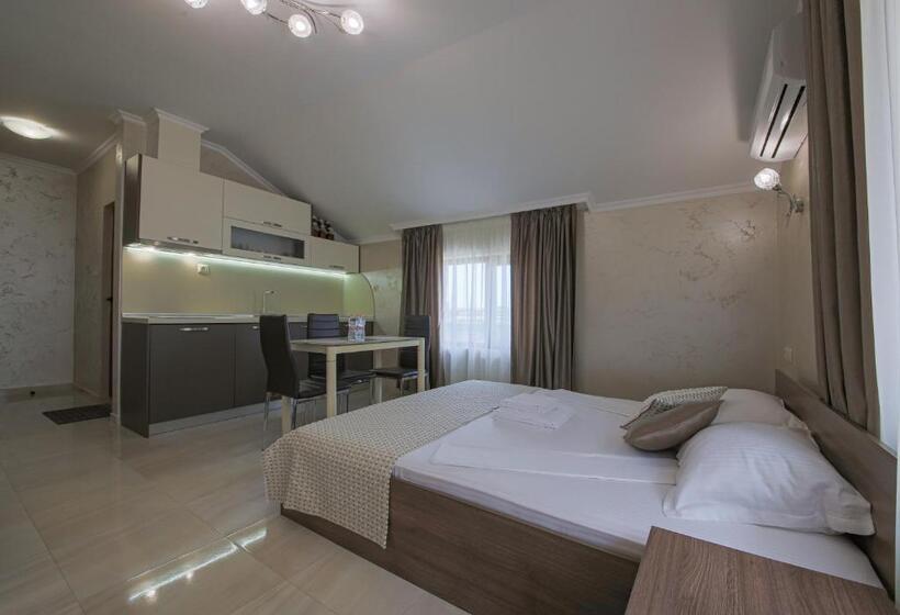 סטודיו סטנדרט עם מרפסת, Guesthouse Phoenix