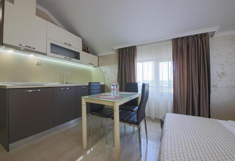 סטודיו סטנדרט עם מרפסת, Guesthouse Phoenix