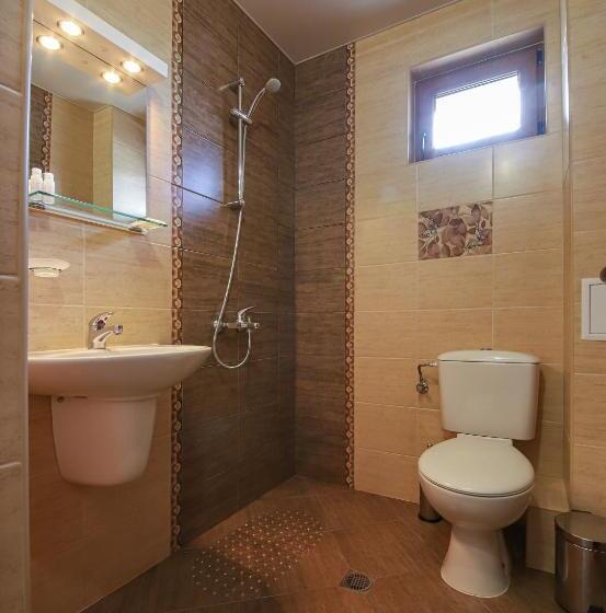 اتاق لوکس با بالکن, Guesthouse Phoenix